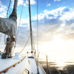 Vyhnite sa týmto chybám pri prenájme jachty