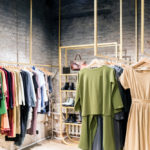 Oblečte sa pohodlne a nerobte zo seba živú figurínu.