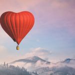 Vyberáte zážitkový darček? Jednoznačne odporúčame let balónom