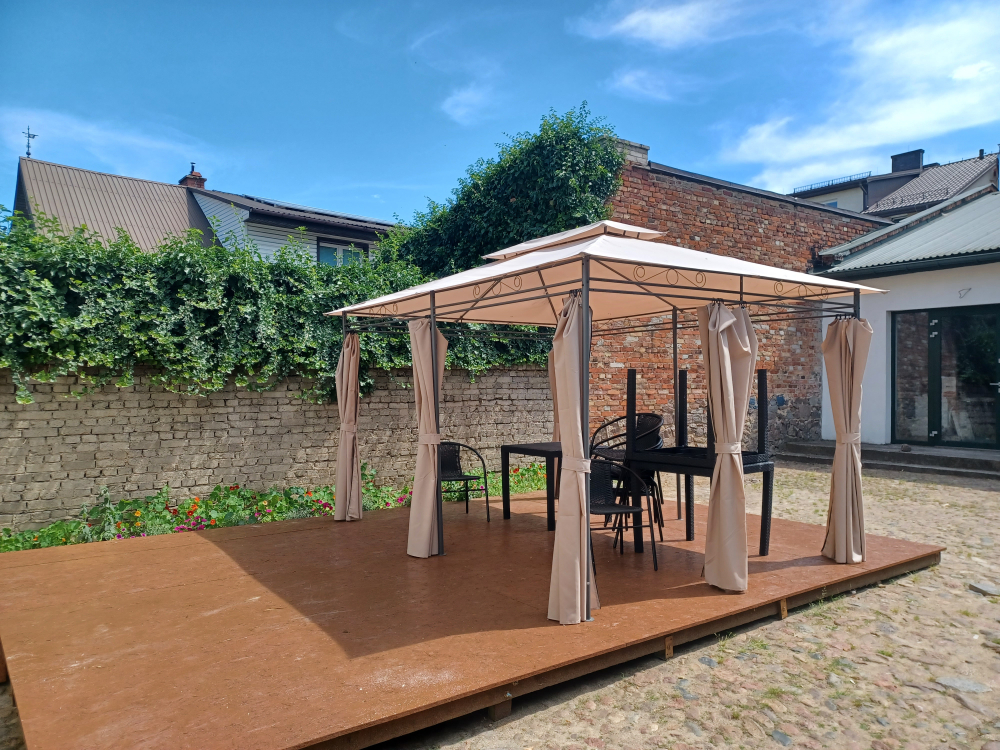 Záhradný pavilón ako alternatíva altánku, foto gardenway.sk