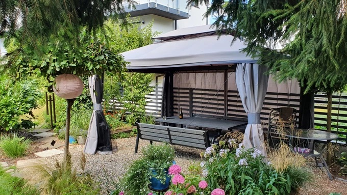 Elegantný záhradný pavilón, foto gardenway.sk