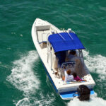 Doplnky k motorovému člnu – 5 tipov pre vyšší komfort a bezpečnosť počas plavby.